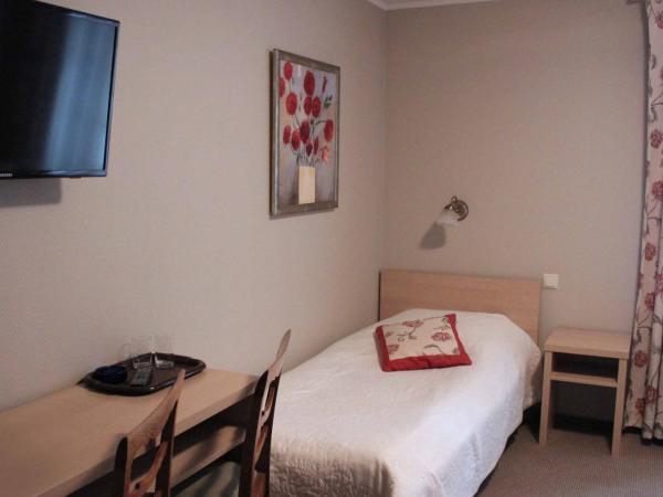 Hotel Czarna Róża : photo 2 de la chambre chambre lits jumeaux