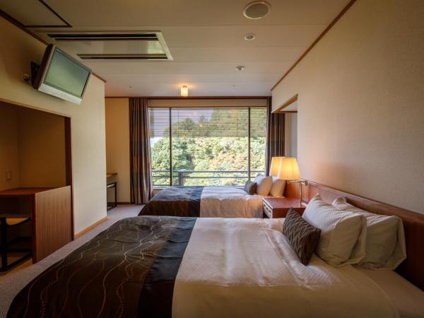 Nakanobo Zuien (Adult Only) : photo 1 de la chambre twin room with tatami area (meal provided at room)