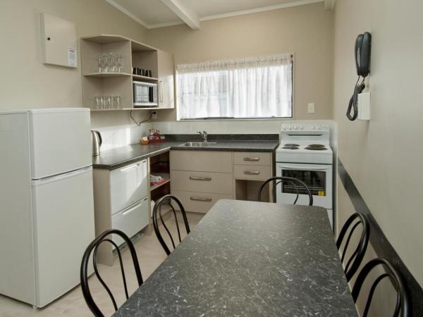 Sport Of Kings Motel : photo 5 de la chambre appartement 2 chambres