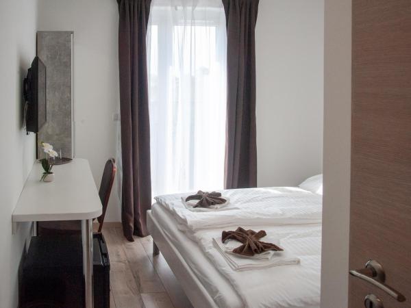 Vivien Szálló : photo 2 de la chambre petite chambre double