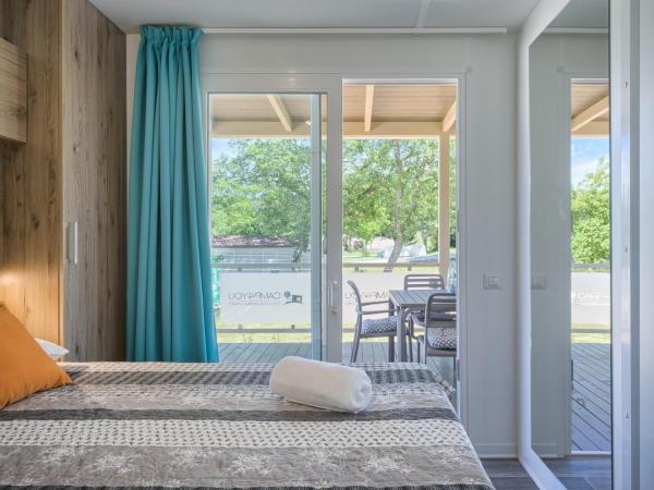 Mobile Homes - Lanterna Premium Camping Resort : photo 8 de la chambre mobile home family prestige