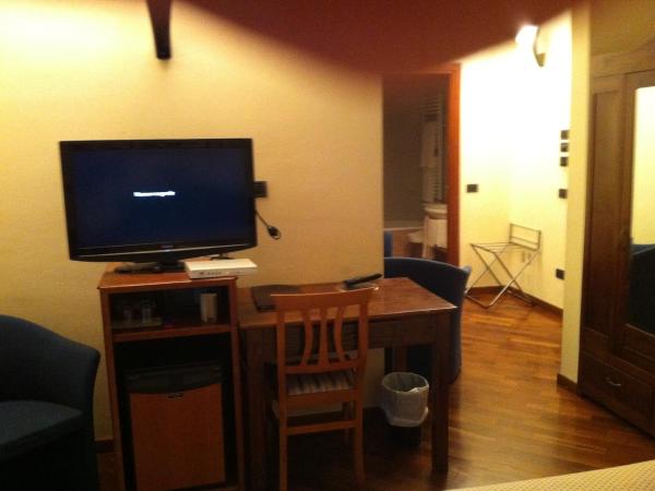 Hotel il Cigno : photo 2 de la chambre chambre double avec balcon