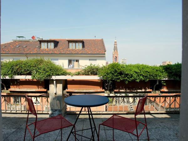 Best Western Hotel Luxor : photo 10 de la chambre chambre lit queen-size supérieure avec terrasse
