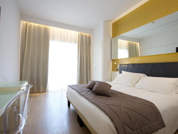 Best Western Hotel Luxor : photo 10 de la chambre chambre standard lit queen-size