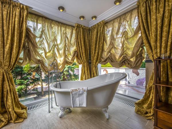 Erla Villa : photo 5 de la chambre chambre quadruple en duplex