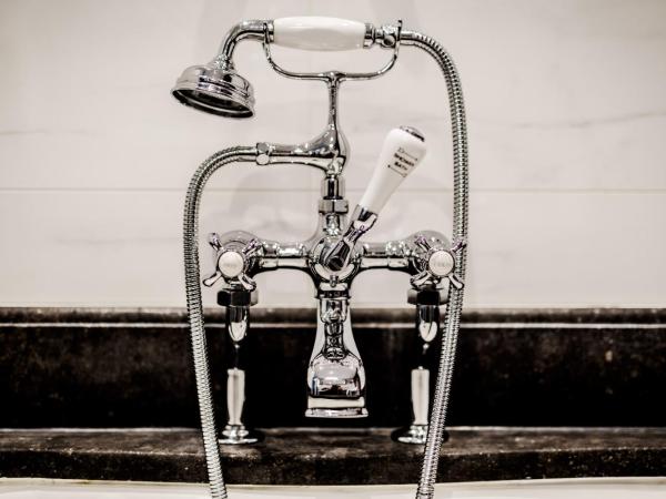 Boutique Hotel De Castillion - Small elegant family hotel : photo 4 de la chambre suite junior