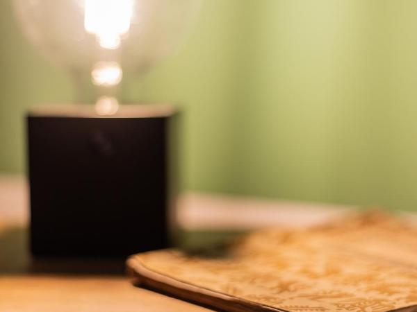 Maeli Rooms : photo 10 de la chambre chambre double ou lits jumeaux avec balcon