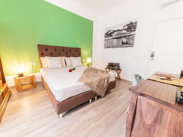 Maeli Rooms : photo 3 de la chambre chambre double ou lits jumeaux avec balcon