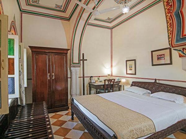 Alsisar Haveli - Heritage Hotel : photo 8 de la chambre chambre double ou lits jumeaux standard