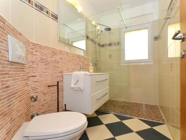 Apartments Tomislav : photo 7 de la chambre appartement - vue sur jardin