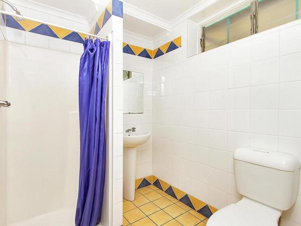 Caravella Backpackers : photo 1 de la chambre chambre double ou lits jumeaux avec terrasse