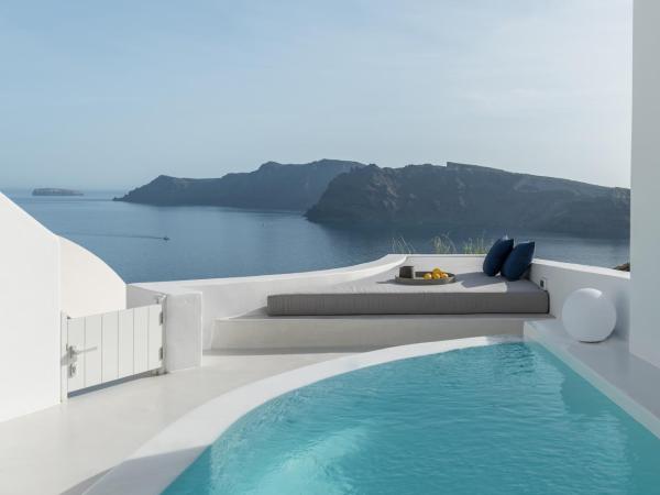 Aspaki by Art Maisons : photo 2 de la chambre suite troglodyte 2 chambres avec piscine privée - vue sur volcan