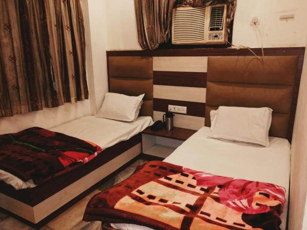 Hotel Marwari : photo 3 de la chambre chambre double deluxe