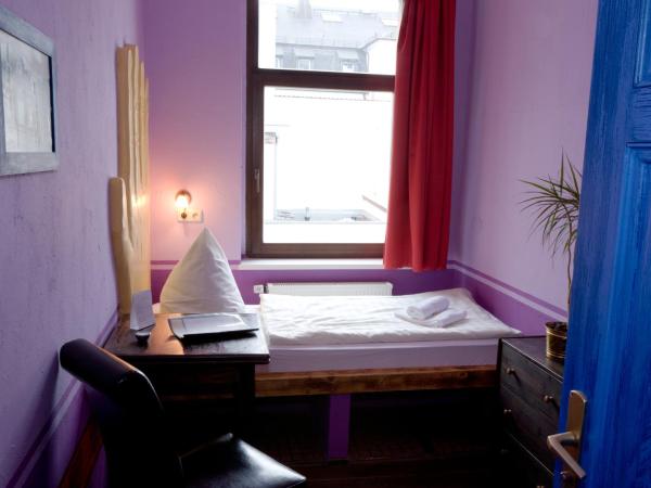 Gästehaus Mezcalero : photo 3 de la chambre chambre simple avec salle de bains commune