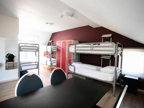 St Christopher's Inn Hostel at The Bauhaus : photo 5 de la chambre lit dans dortoir pour femmes de 6 lits