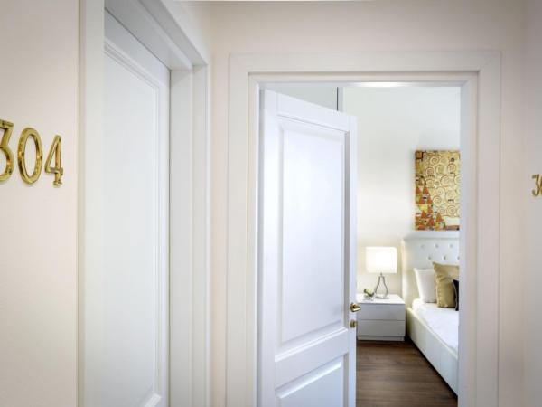 Luxury Rooms & Suites : photo 8 de la chambre suite avec terrasse 