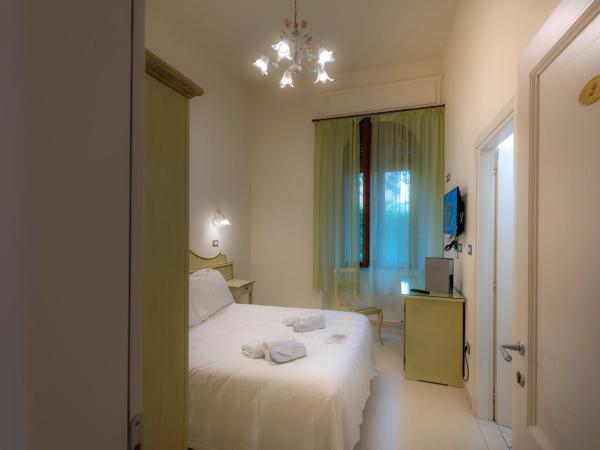 Villa Elda Boutique Hotel : photo 1 de la chambre chambre double classique avec petit lit double