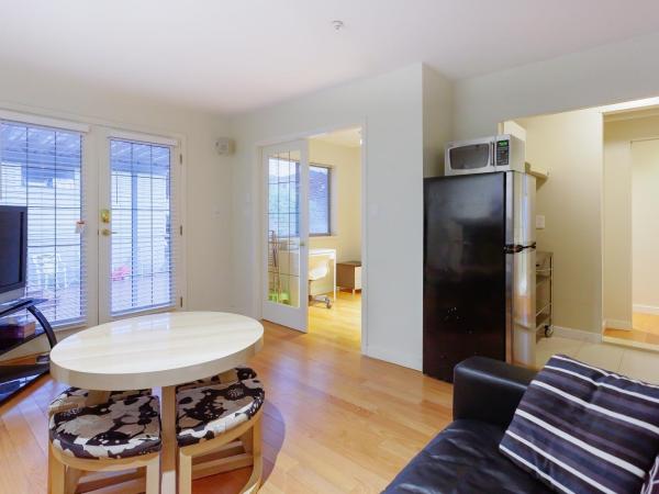 Convenient to Attractions & Close To Airport : photo 2 de la chambre suite 1 chambre