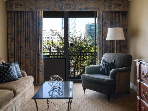 Wedgewood Hotel & Spa - Relais & Chateaux : photo 5 de la chambre suite deluxe - jacuzzi