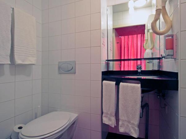 A-Train Hotel : photo 9 de la chambre appartement