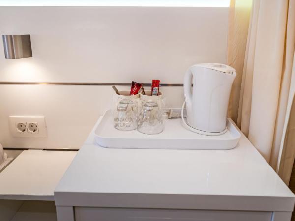 Idassa Palace rooms : photo 6 de la chambre chambre double ou lits jumeaux - bâtiment annexe