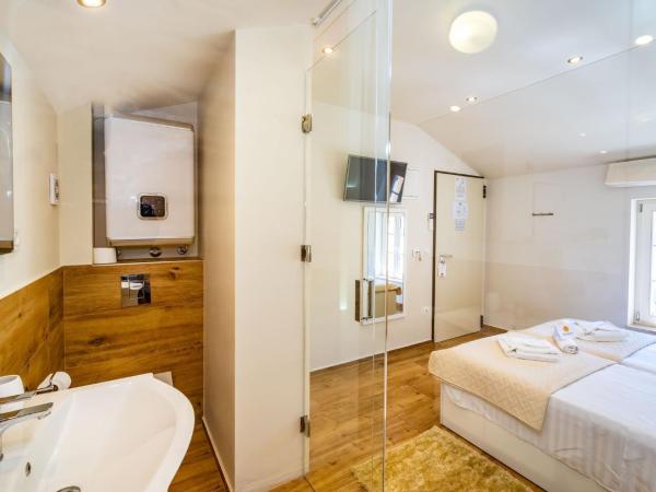 Idassa Palace rooms : photo 8 de la chambre chambre double ou lits jumeaux