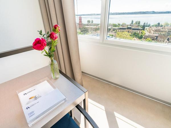 Hôtel Alpes & Lac : photo 3 de la chambre chambre double avec vue sur le lac - annexe