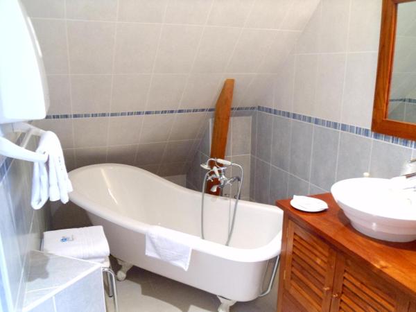 Le Diana Hôtel & Spa NUXE : photo 5 de la chambre chambre double - vue sur parc