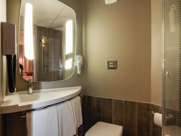 ibis Cahors : photo 6 de la chambre chambre double standard