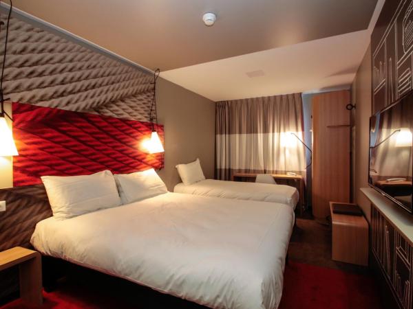 ibis Cahors : photo 2 de la chambre chambre triple