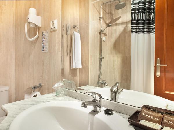 Magic Aqua Rock Gardens : photo 4 de la chambre chambre double standard (2 adultes)