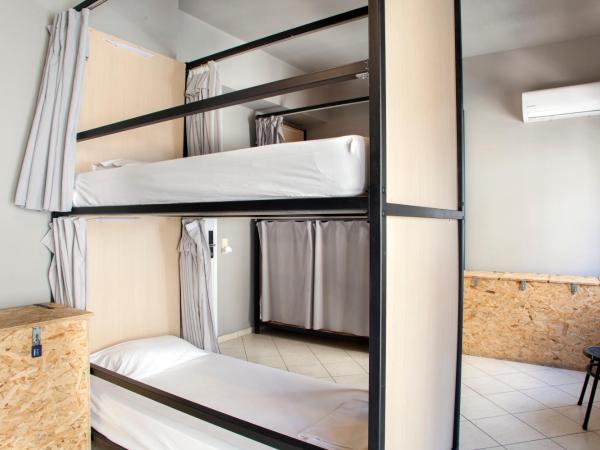 So Young Hostel : photo 7 de la chambre lit dans dortoir mixte de 6 lits