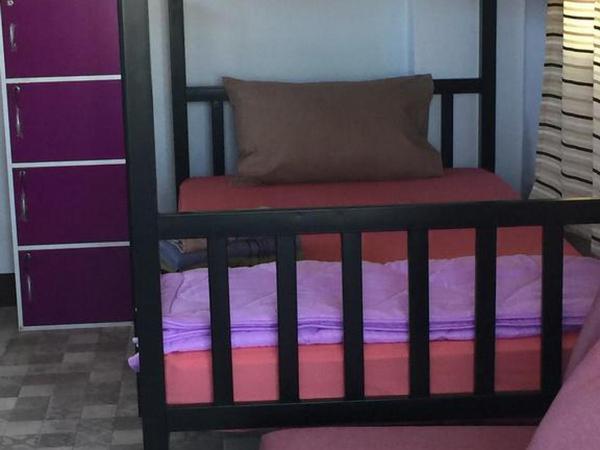 Chiangmai HomeTeL : photo 7 de la chambre chambre quadruple avec salle de bains privative