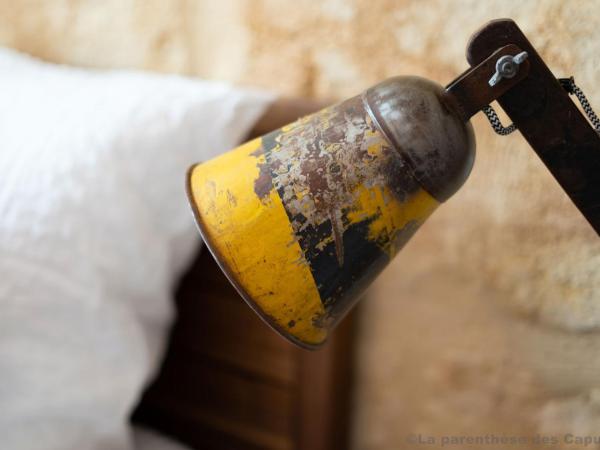 La Parenthèse des Capucins - Maison d'hôtes Bordeaux : photo 3 de la chambre chambre lit queen-size deluxe