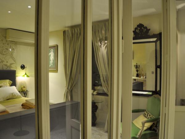 Provence Km28 : photo 3 de la chambre chambre double deluxe avec douche