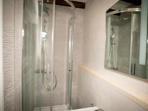 Rooms Epidaurus : photo 5 de la chambre chambre double standard