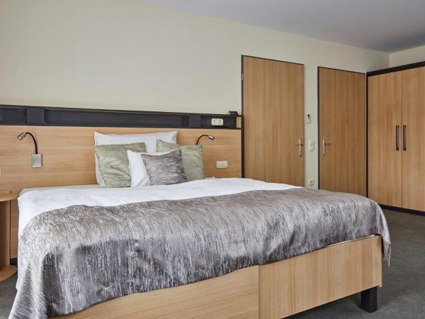 Gold House Pension : photo 4 de la chambre chambre double ou lits jumeaux - accessible aux personnes à mobilité réduite