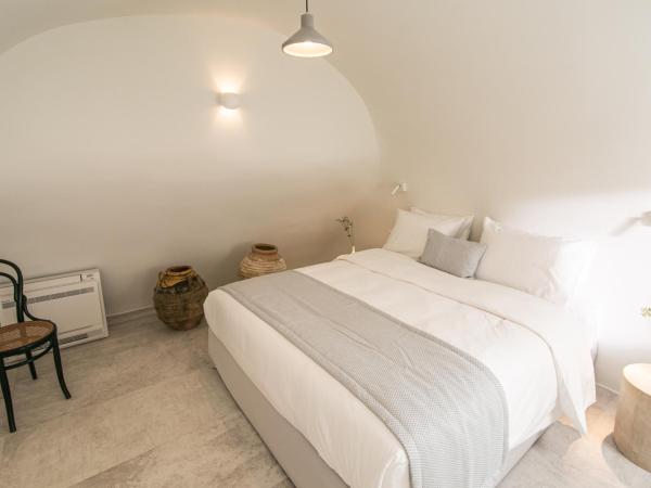 Aloia Villas : photo 9 de la chambre villa 2 chambres avec jacuzzi - vue sur caldeira