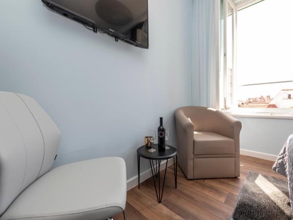 B&A Rooms Zadar : photo 3 de la chambre chambre lit king-size