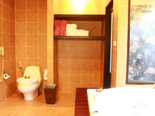 Mukdara Beach Villa & Spa Resort : photo 5 de la chambre villa de luxe avec bain à remous