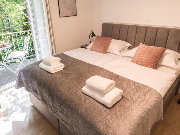 Luxury rooms with balcony : photo 1 de la chambre chambre double ou lits jumeaux deluxe avec balcon