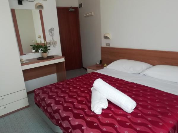 Hotel Goldene Rose : photo 3 de la chambre chambre familiale (2 adultes et 2 enfants)