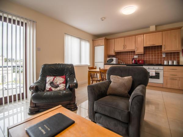 Donegan Court Aparthotel : photo 7 de la chambre chambre double avec balcon