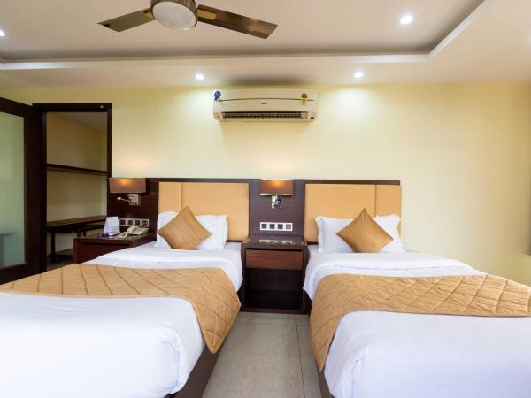 Hotel Godwin - Colaba : photo 10 de la chambre chambre deluxe double ou lits jumeaux