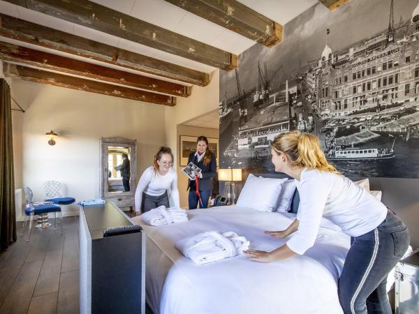 Onderwijshotel De Rooi Pannen Breda : photo 4 de la chambre suite