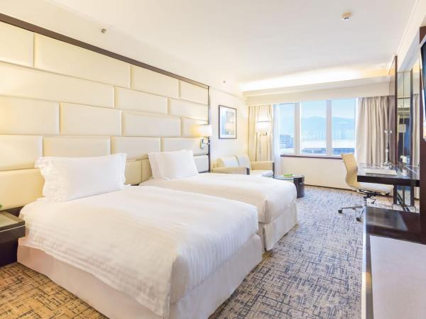 Regal Airport Hotel : photo 2 de la chambre chambre de luxe club exécutif