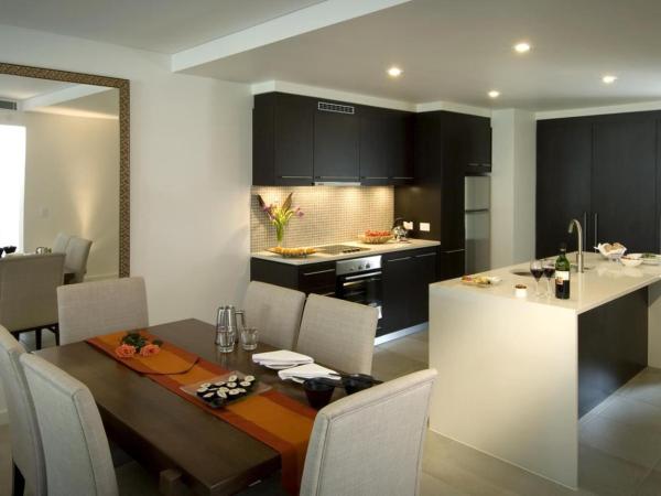 Pullman Port Douglas Sea Temple Resort and Spa : photo 5 de la chambre appartement 2 chambres - penthouse avec vue sur jardin