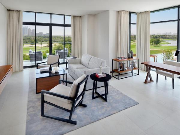 Vida Emirates Hills : photo 1 de la chambre golf view executive suite with private balcony 