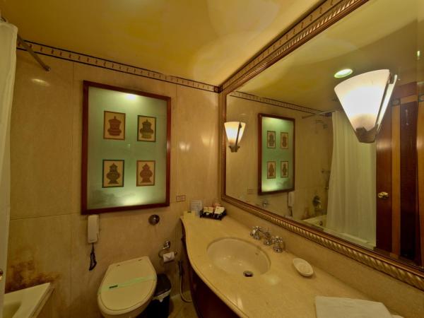 Hotel Hindusthan International, Kolkata : photo 1 de la chambre colony double or twin room with 20% discount on ala-carte food, 10% discount on beverages, 15% discount on laundry, 15% discount on spa