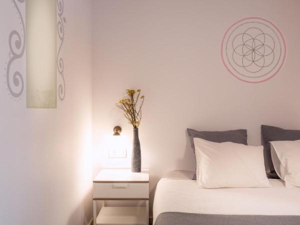 Primavera Hostel : photo 6 de la chambre chambre double avec salle de bains privative